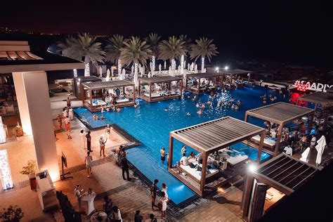 POOL CLUB .